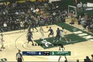 猛抢6个前场板王俊杰8投4中贡献12分12板3助1帽集锦